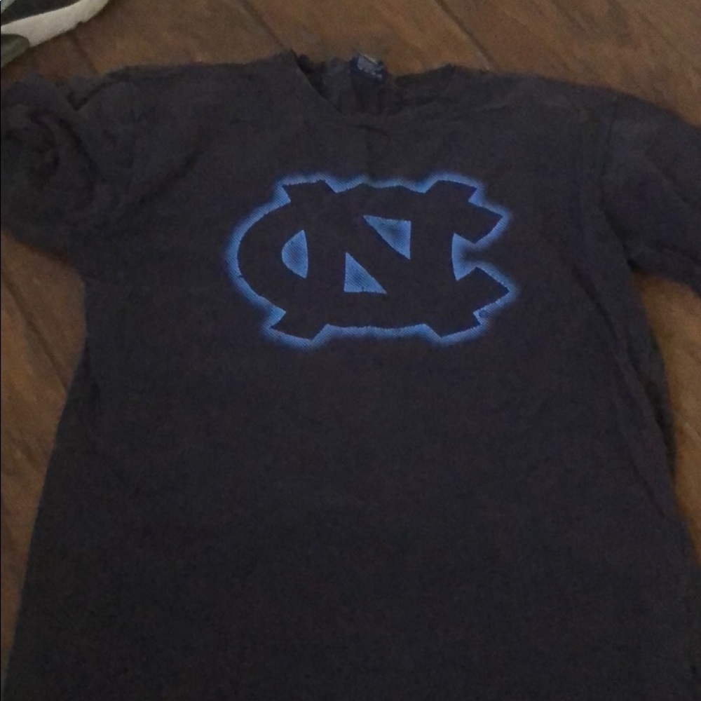 North Carolina TARHEELS T shirt